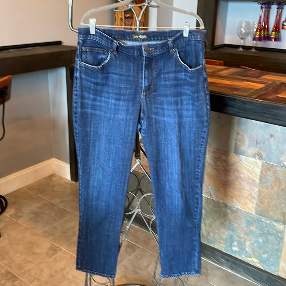 Lee Relaxed fit Girlfriend mid rise size 14